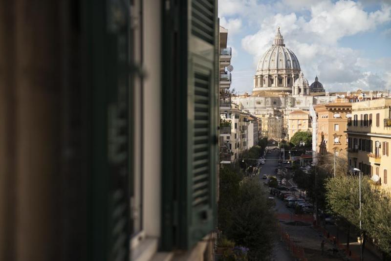 S. Pietro Terrace Bed & Breakfast Rome Bagian luar foto